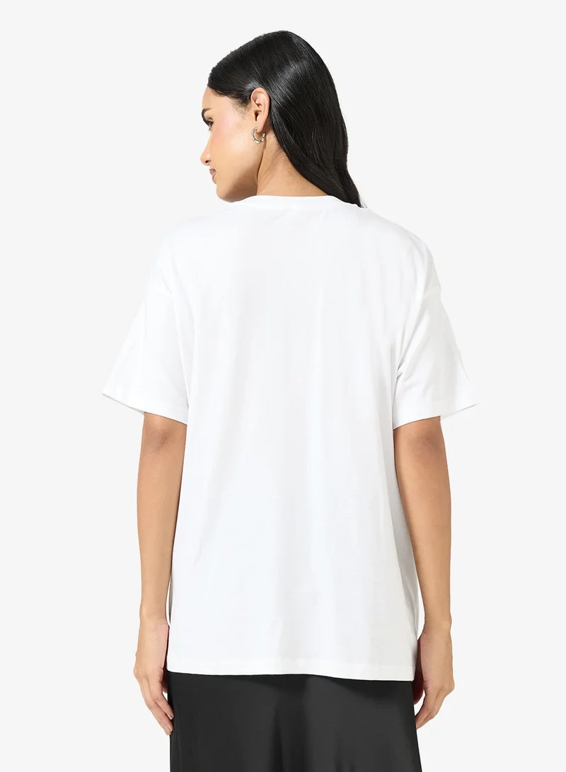 اونلي تيشيرت بياقة دائرية مطبوع